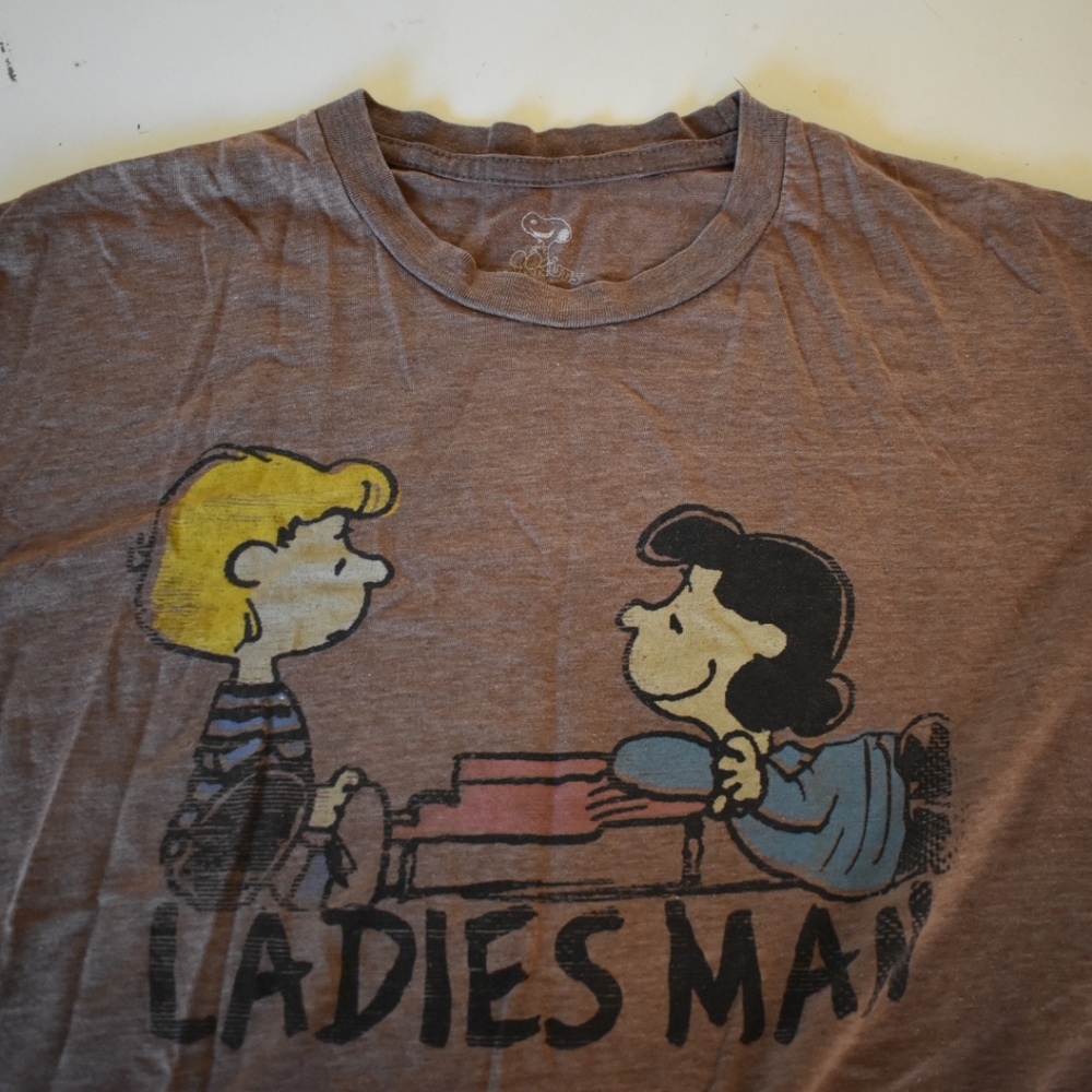 Peanuts Ladies man tee shirt